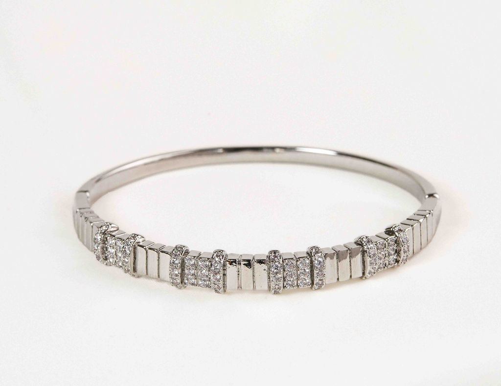 Crystal Link Bracelet- Gold/Silver - Image 2